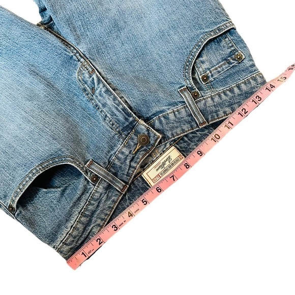 Vintage Levi’s Jeans Women’s Straight Leg Blue Denim Cotton W 28 Long Tall - Picture 9 of 10